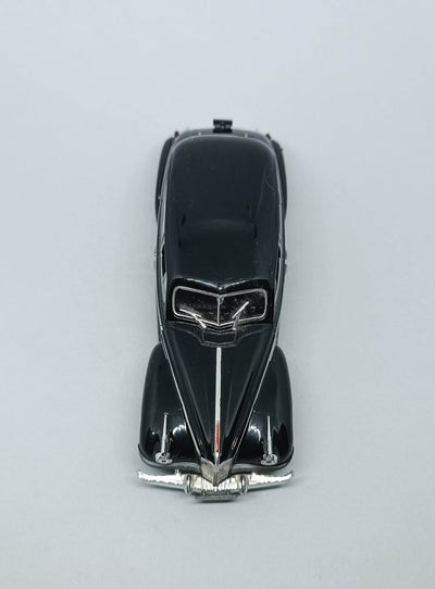 Premium scale diecast model car  – ZIS-110 Ultra Luxury Limousine, 1:64 Scale (Black) Collectible