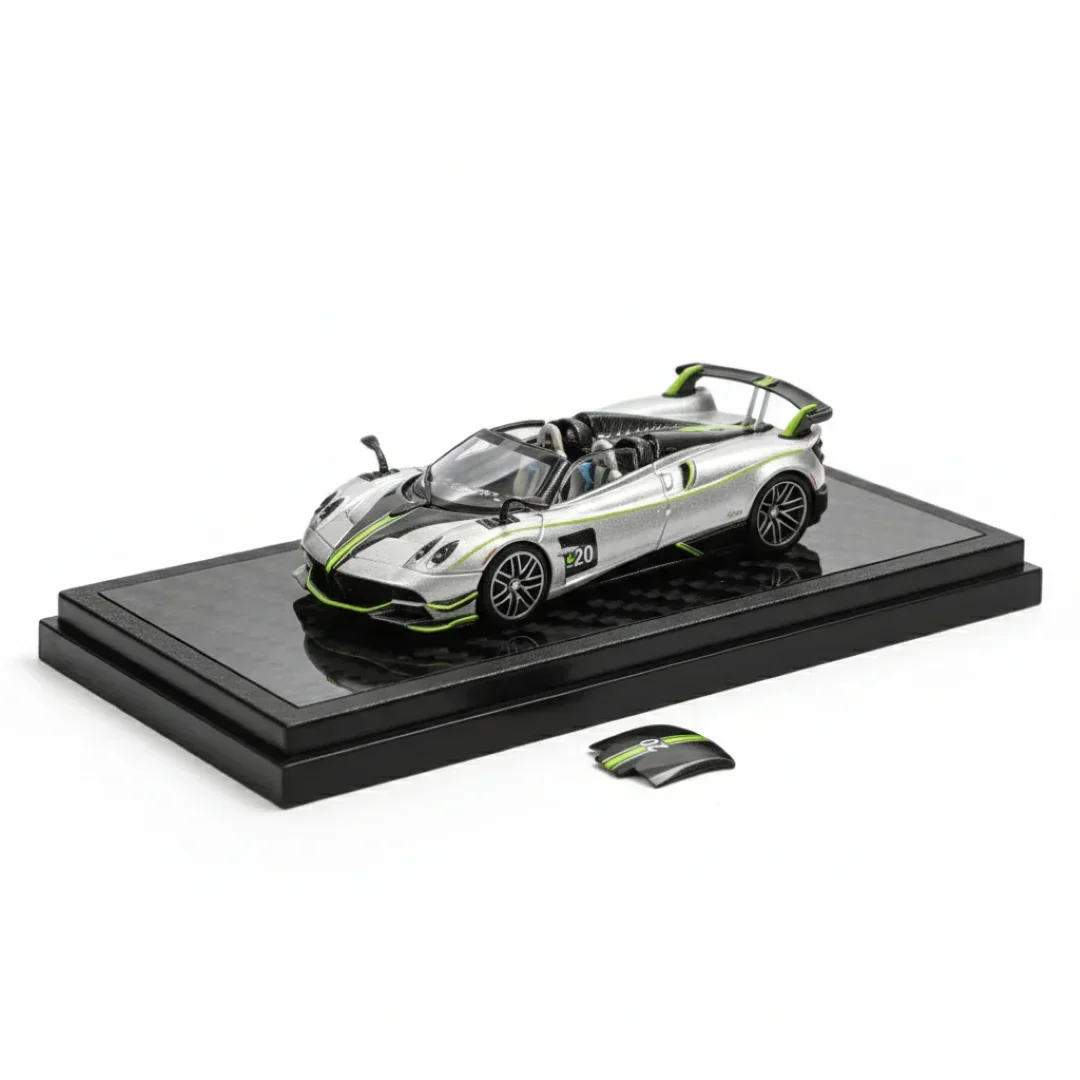 Premium scale diecast model car  – Pagani Huayra Roadster BC Shanghai Toy Fair Special Package 2025, 1:64 Scale (Silver Green) Collectible