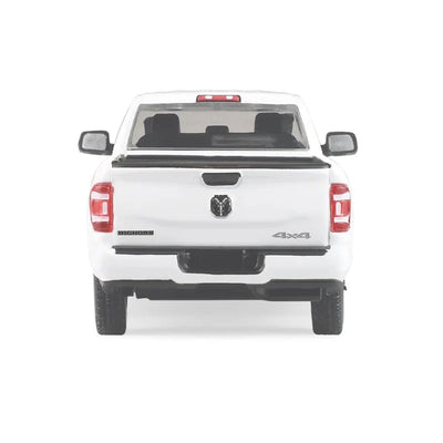 *PRE-ORDER* Ram 2500 Bighorn White, The Auto Mall Series 8 2023 , 1:64 Scale